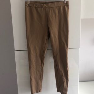 Beige coloured legging pants